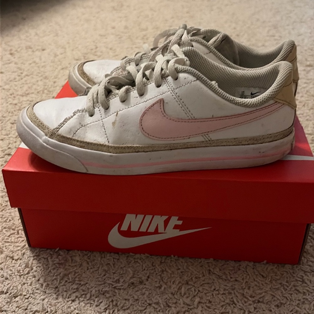 Nike court legacy big kid sneaker